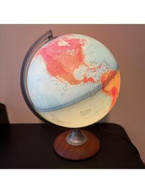 Light Up Globe
